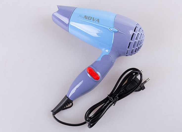 سشوار مسافرتی NOVA