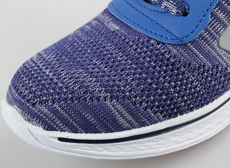 کتانی زنانه طرح Skechers