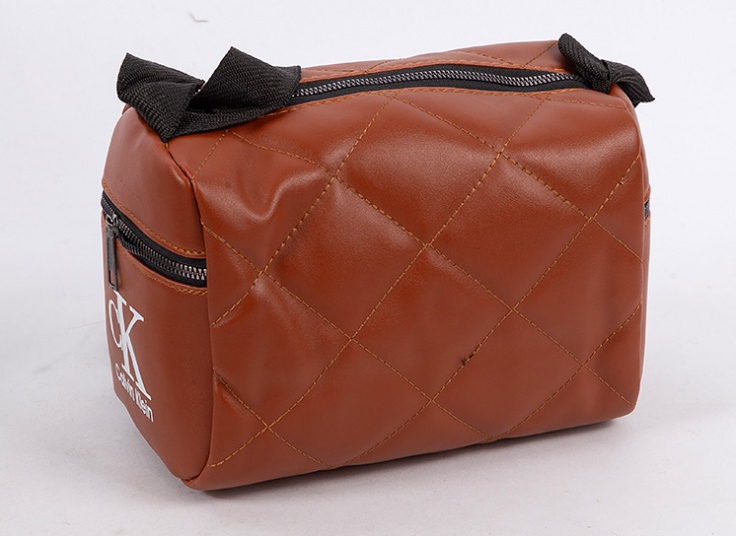 کیف دوشی زنانه طرح CK