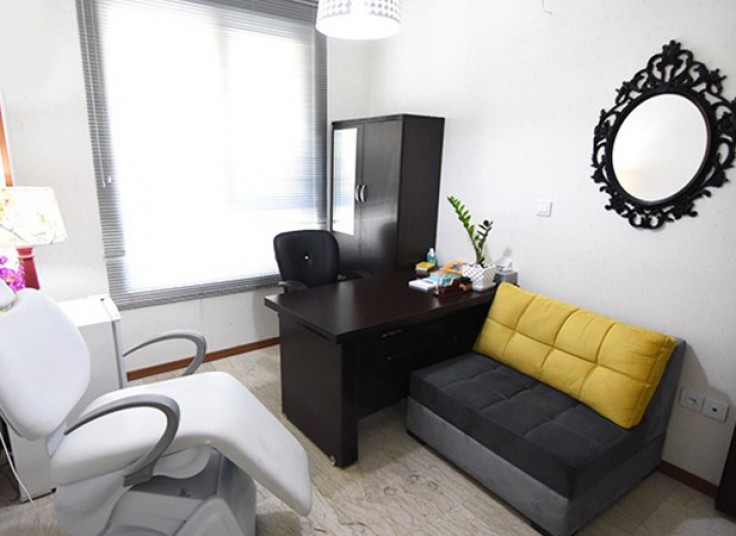 لیزر موهای زائد با دستگاه دایود کلینیک فاران استاتیک