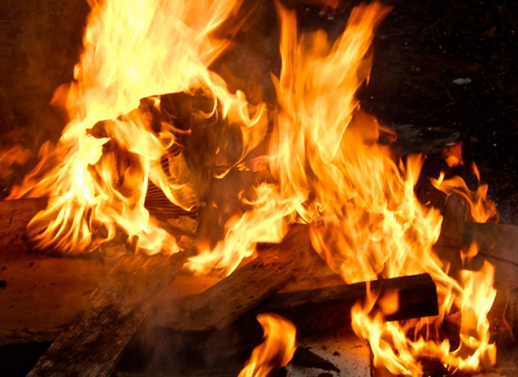 چهارشنبه سوری با آژانس مسافرتی آلاله