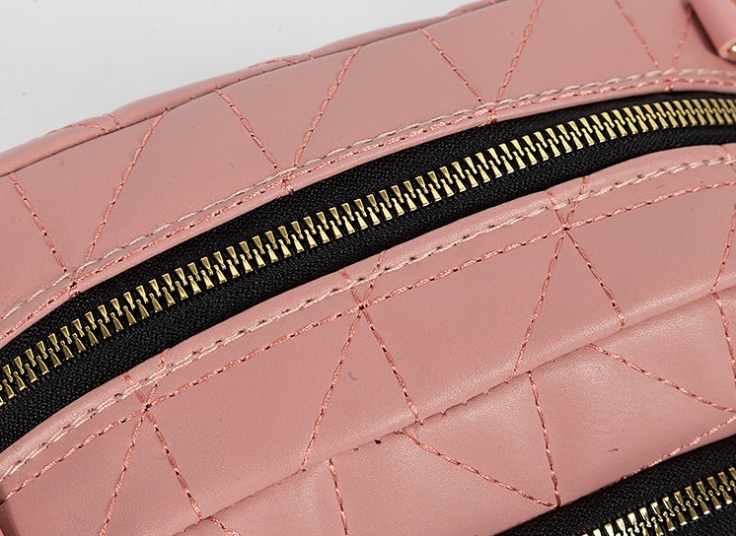 کیف جلو جیب طرح ZARA