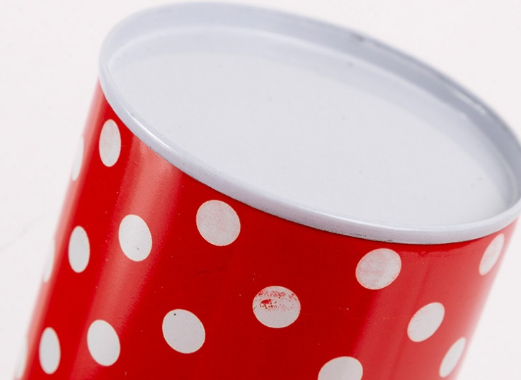 قوطی فلزی استوانه ای