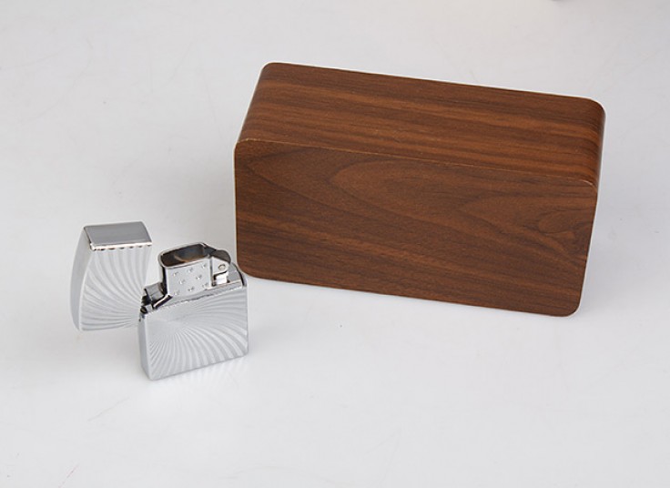 ساعت رومیزی wooden clock