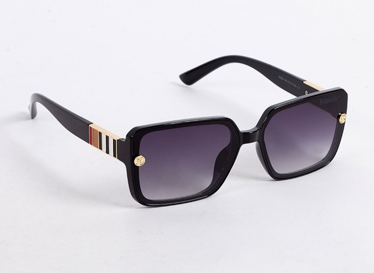 عینک آفتابی زنانه طرح Burberry مدل6066