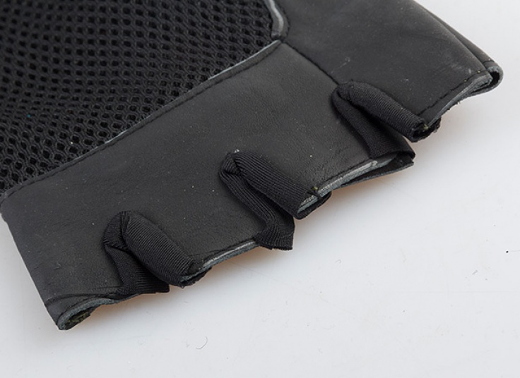 دستکش بدنسازی GOLDS GYM