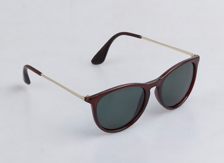 عینک آفتابی پلورایز طرح Tailoring