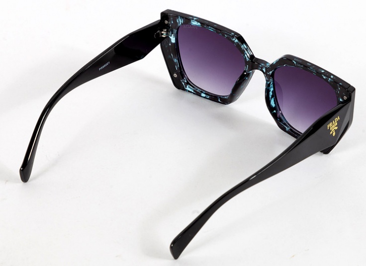 عینک زنانه Prada مدل 88001