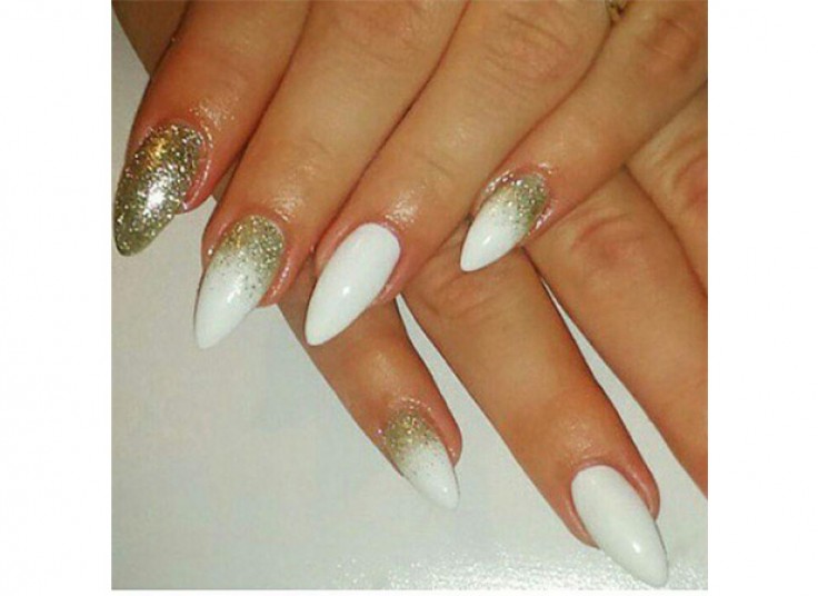 خدمات ناخن در سالن آرزو