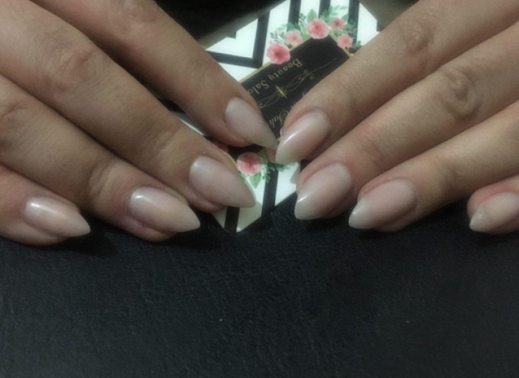 خدمات ناخن سالن زیبایی مادمازل