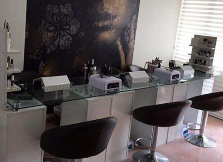 خدمات ناخن سالن نگارمهر