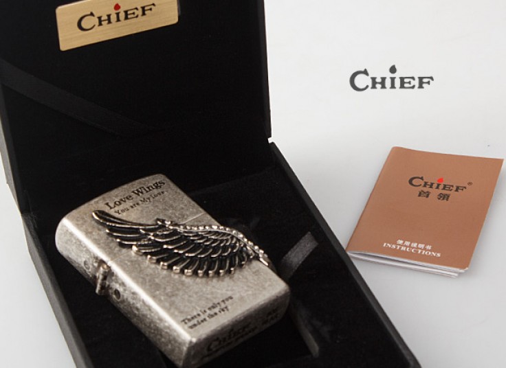 دو مدل فندک CHIEF