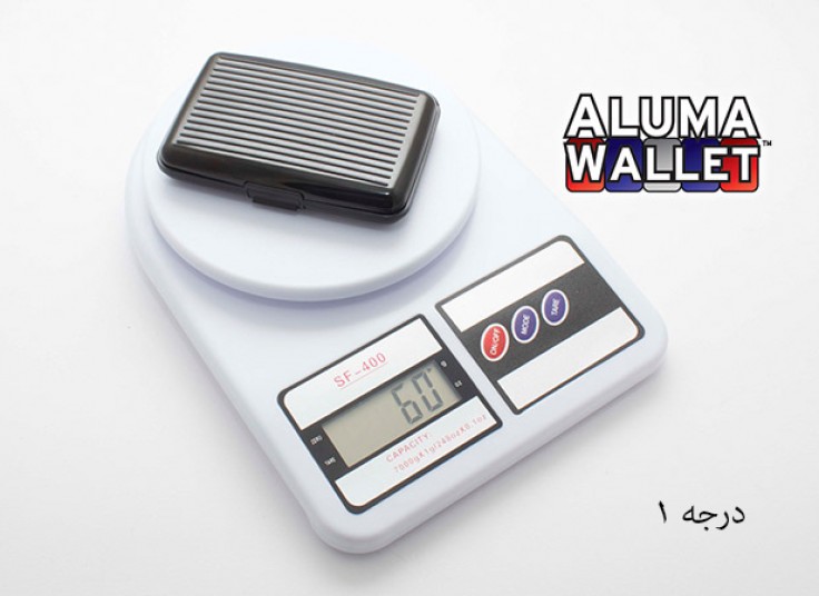 جاکارتی و کیف آلوما AlumaWallet