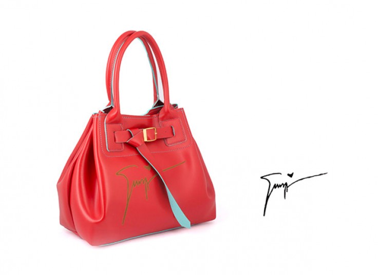 کیف لب بر مدل Signature