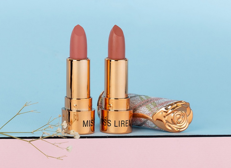 رژلب MISS LIRENN