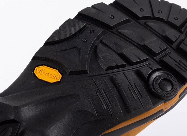 کفش کوهنوردی مردانه Lavan