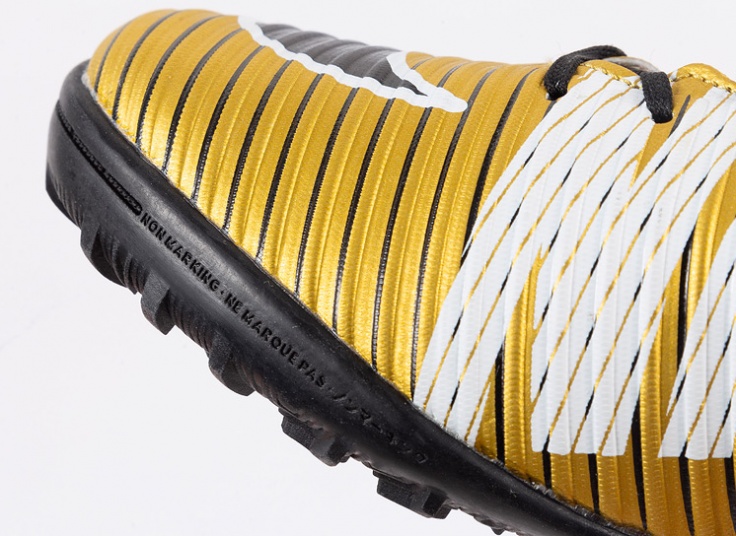 کتانی سالنی NIKE مدل CR7