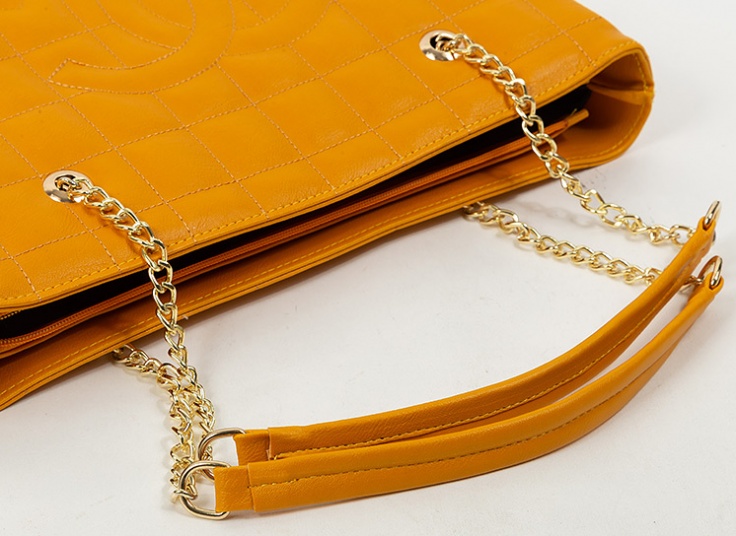 کیف دوشی زنانه CHANEL