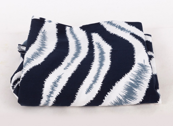 ساحلی زنانه چین دار