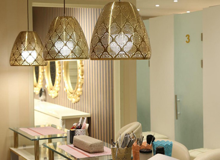 سالن زیبایی گلد