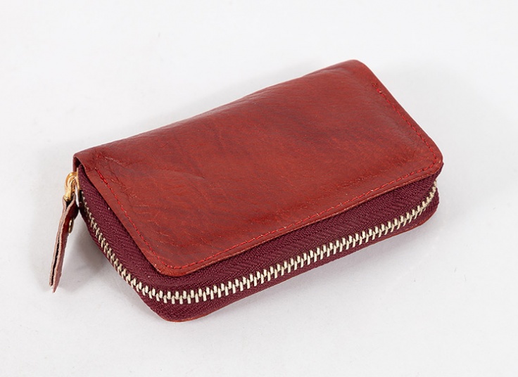 جاکارتی و کیف چرم طبیعی