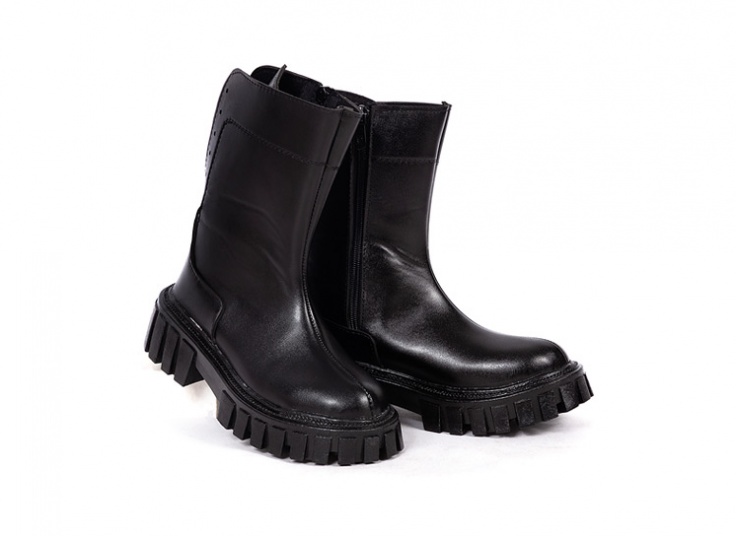 بوت زنانه پشت بنددار