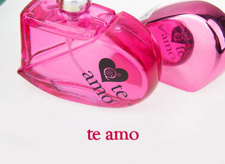عطر جیبی زنانه TE AMO