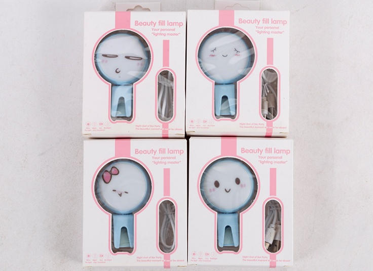 رینگ لایت عروسکی