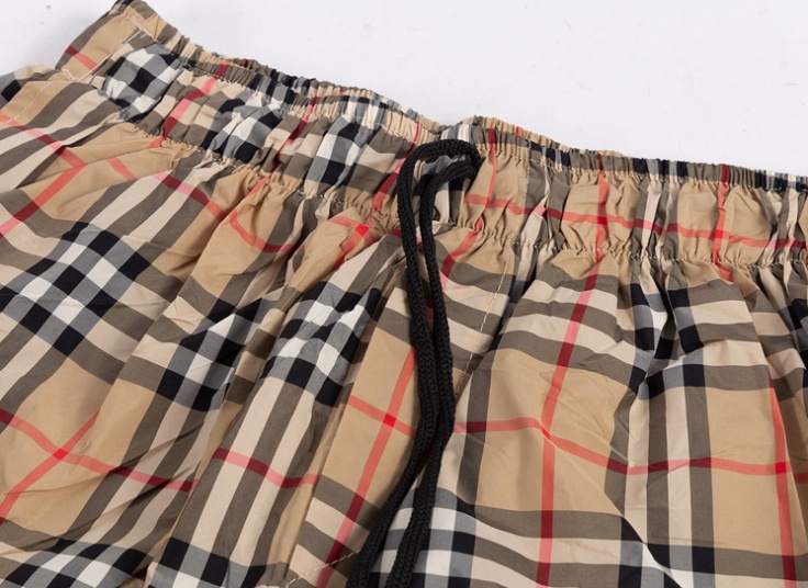 شلوارک ورزشی طرح Burberry