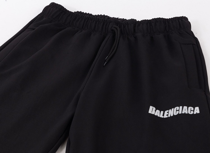 ست تیشرت و شلوار طرح Balenciaga