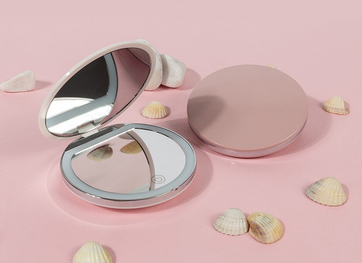 آینه آرایشی LED