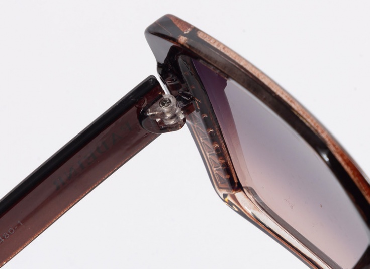 عینک آفتابی زنانه Fadeinr مدل 3480-1