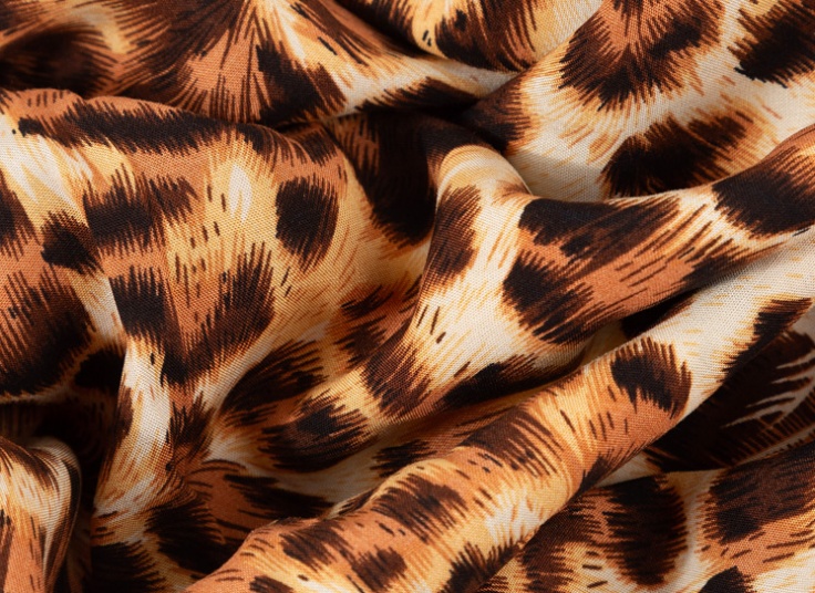 ساحلی زنانه چین دار