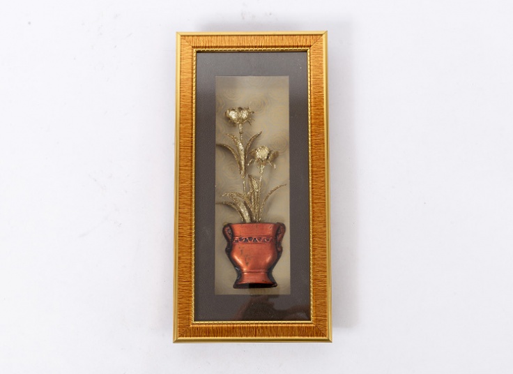 قاب دکوراتیو طرح گل