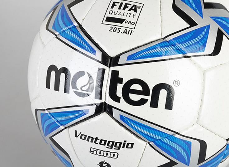 توپ فوتبال molten