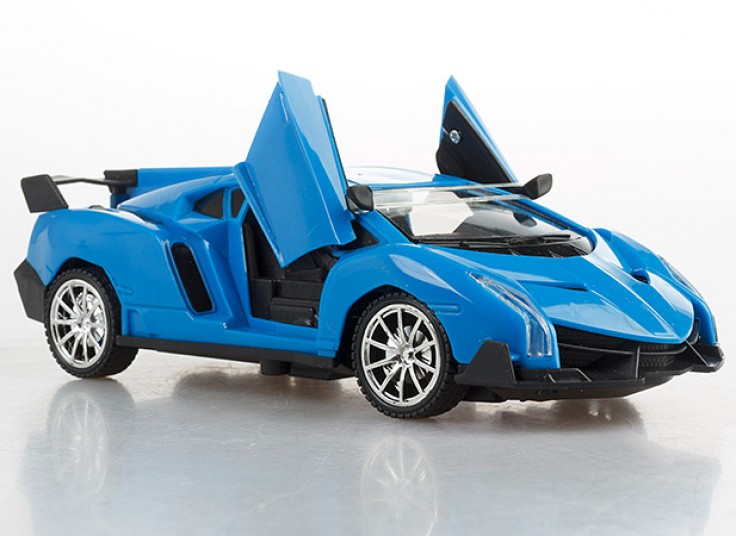 ماشین کنترلی Famous CAR