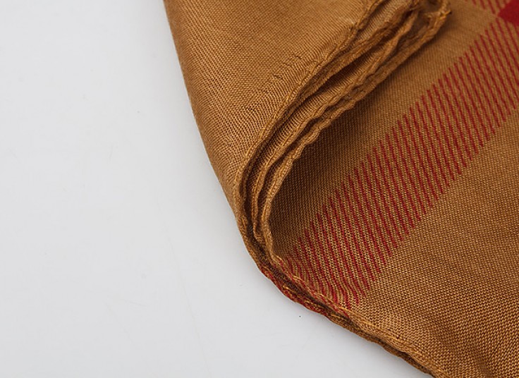 شال و روسری طرح Burberry