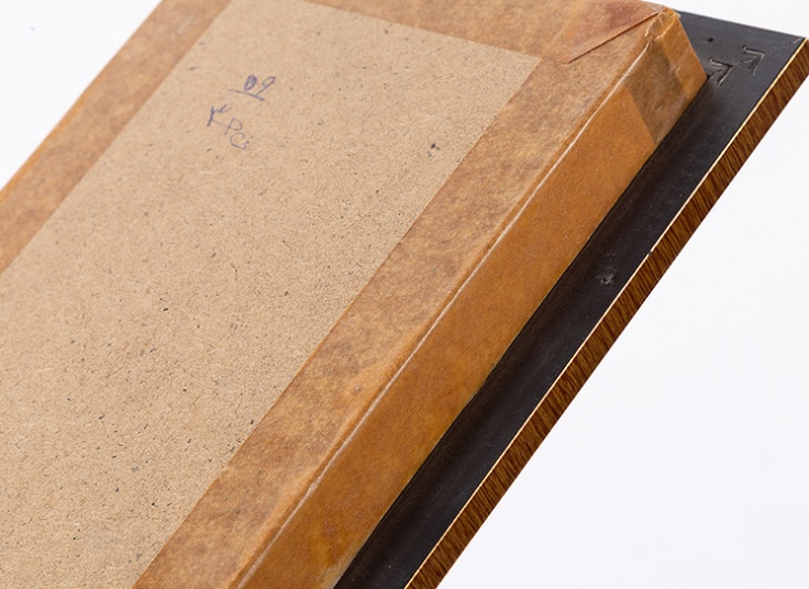 قاب دکوراتیو طرح گل