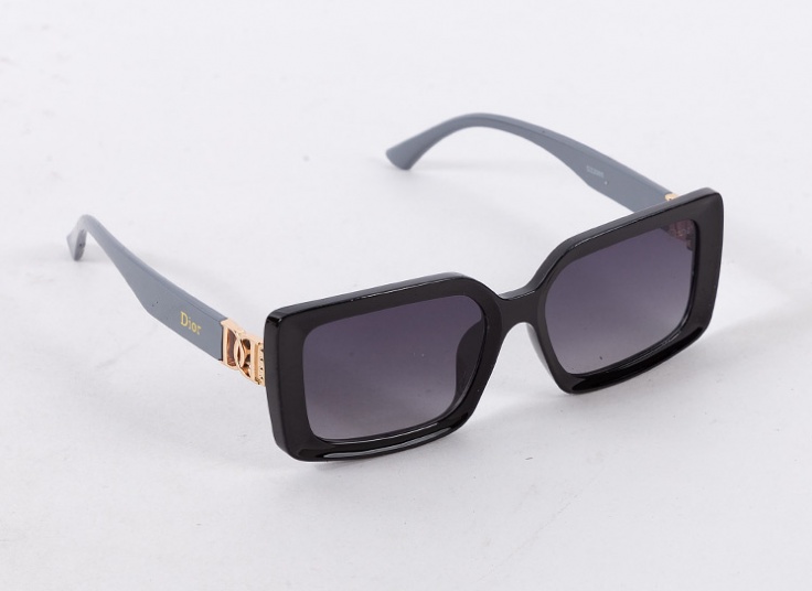 عینک آفتابی زنانه Dior مدلD22965