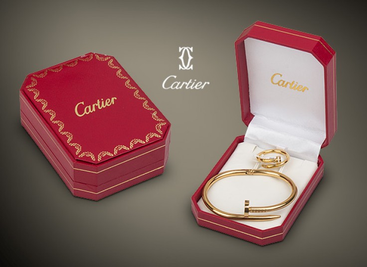 جعبه کادویی دستبند و نیم ست Cartier