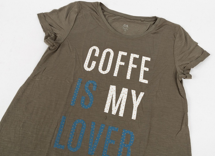 تیشرت زنانه طرحدار C & A