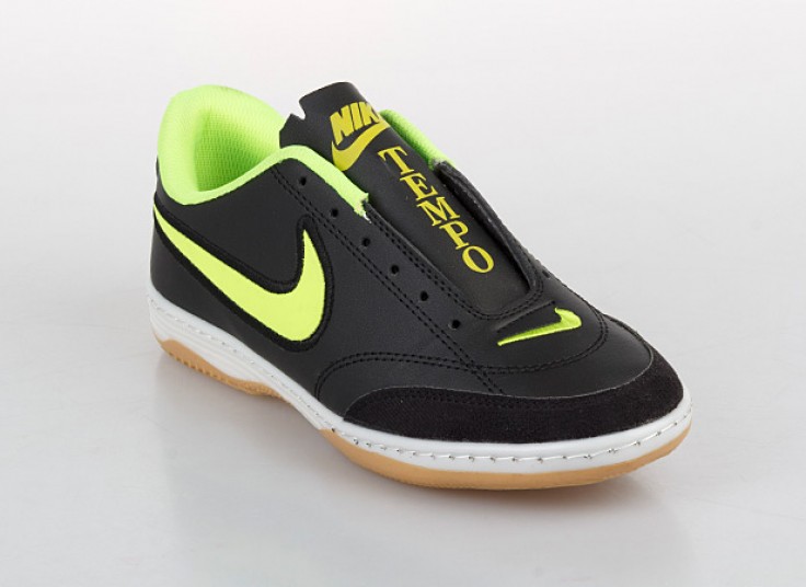 کفش فوتبالی طرح NIKE