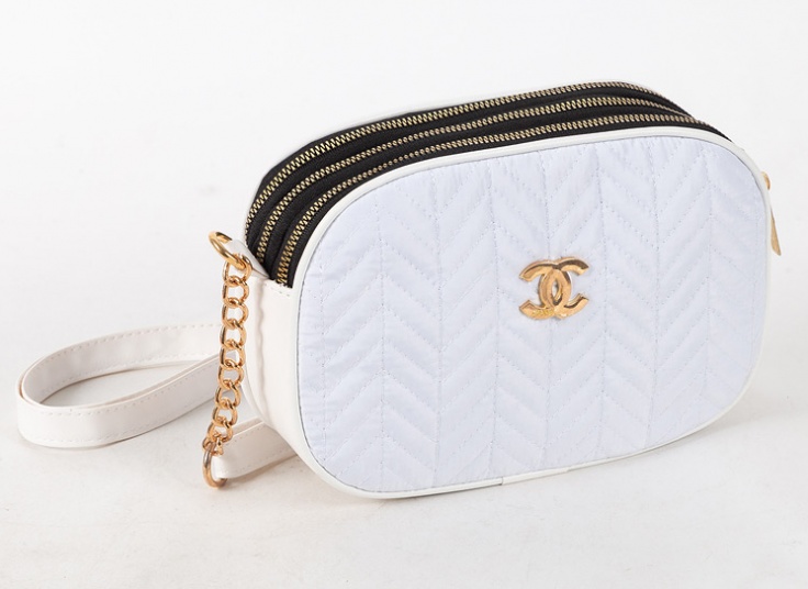 کیف پاسپورتی طرح Chanel