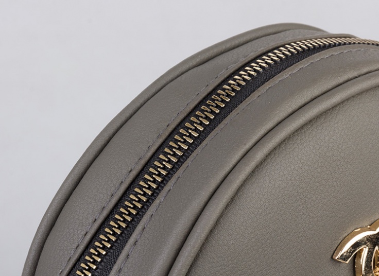 کیف دوشی زنانه CHANEL