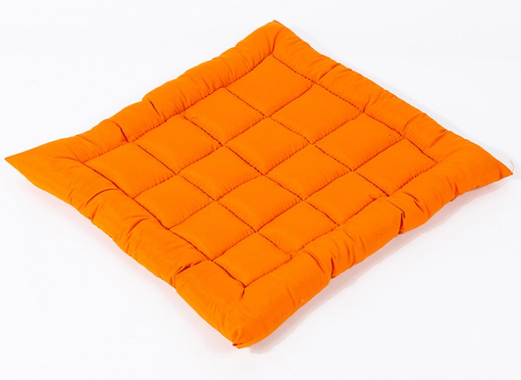 زیر نشیمنی چهار خانه