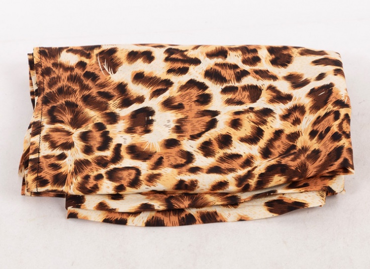 ساحلی زنانه چین دار