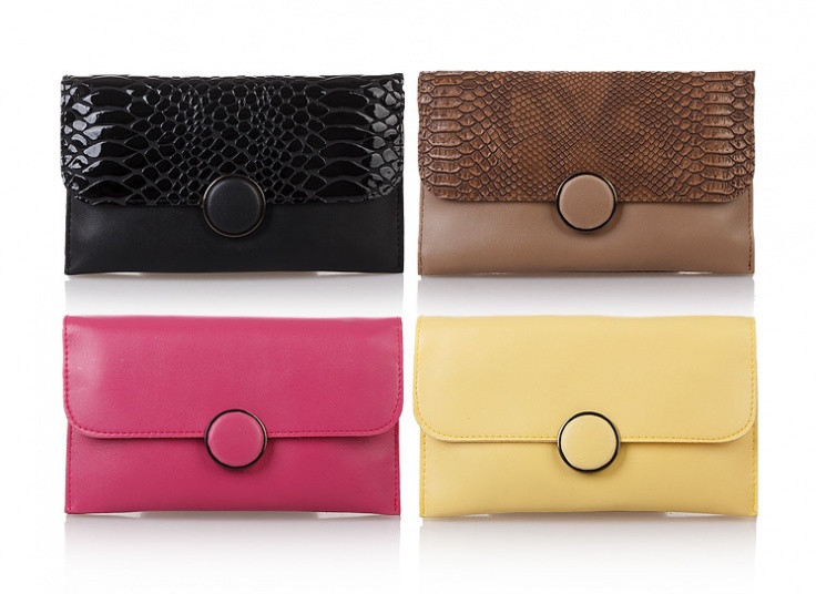 کیف کج زنانه Round Button