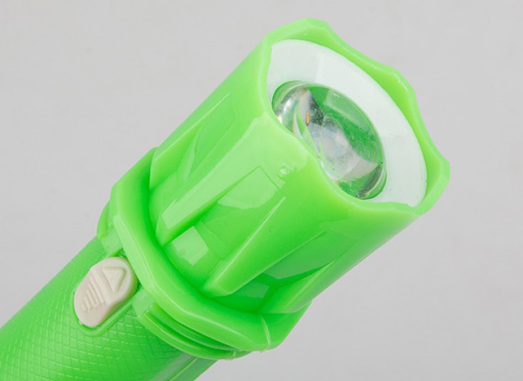 ست سوت و چراغ قوه