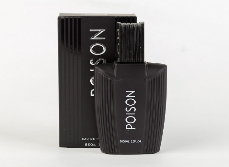 عطر و ادکلن Sniff و TRI