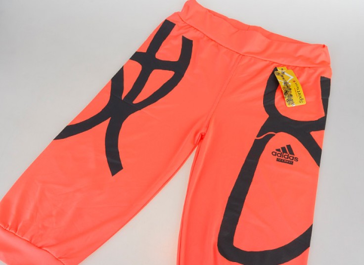 شلوار برمودا زنانه طرح adidas